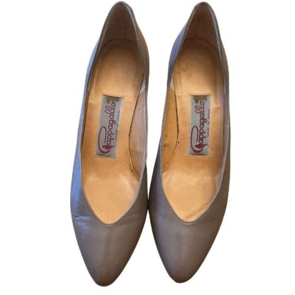 Cappagallo Vintage‎ Womens 5M Taupe Leather Pointed Toe Kitten Heel Pumps Spain